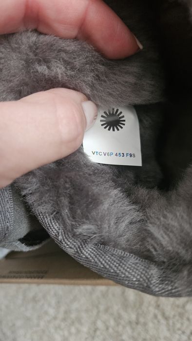 Ugg classic II mini gri