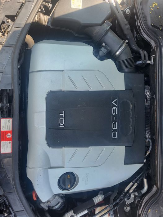 Vand AUDI A8 3.0 V6