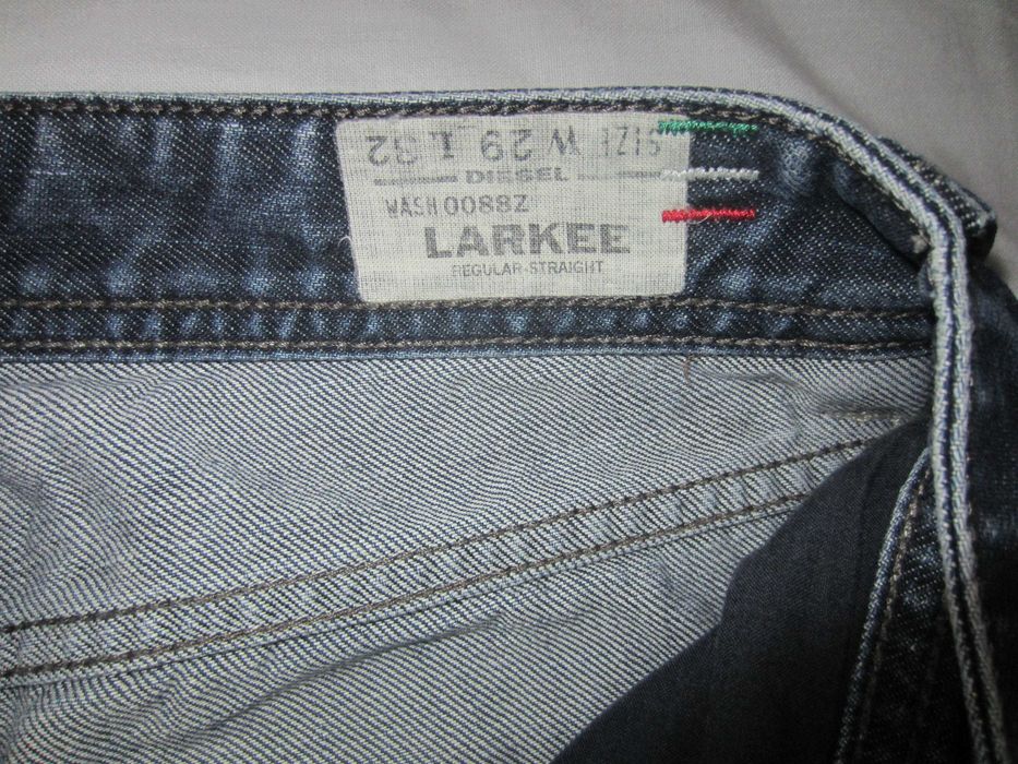 Blugi Diesel LARKEE, W29 L32,Talie=78cm,Lung=102cm,drepti