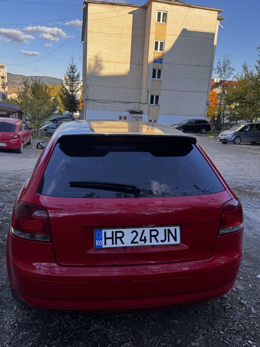 Audi A3.