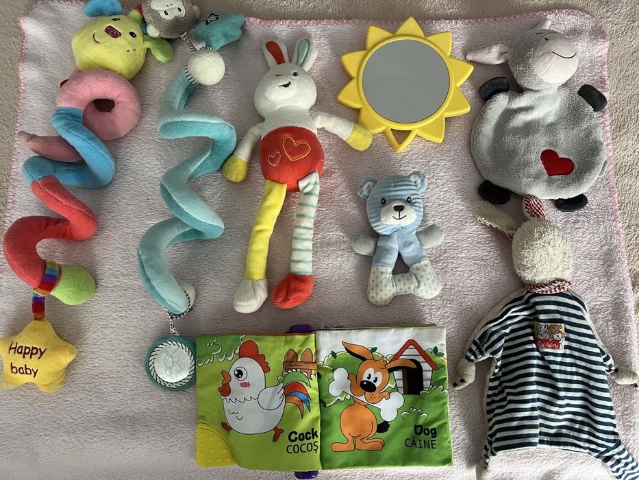 Lot jucării bebelusi si plușuri
