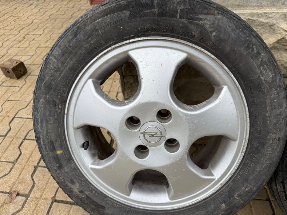 Roti complete Opel | 4x100 | 15" 6j et49 vara