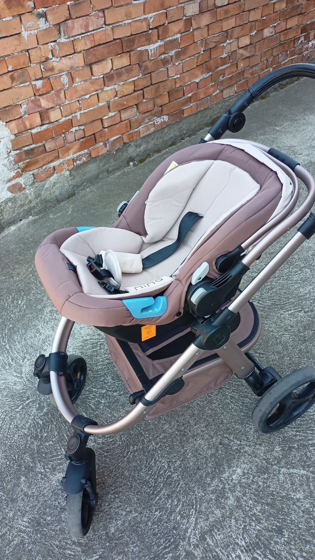 Бебешка количка Chipolino nina 3 in 1