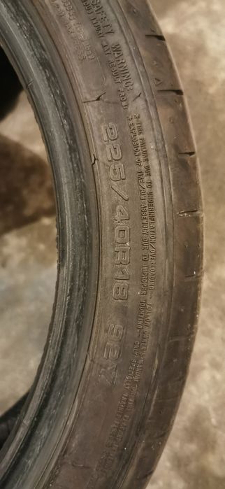 Vând cauciucuri vara 2 latimi folosite pe bmw