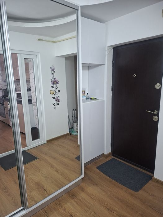 Vând apartament!