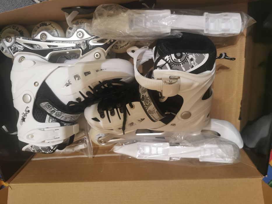 Ролери 2 броя различни размери