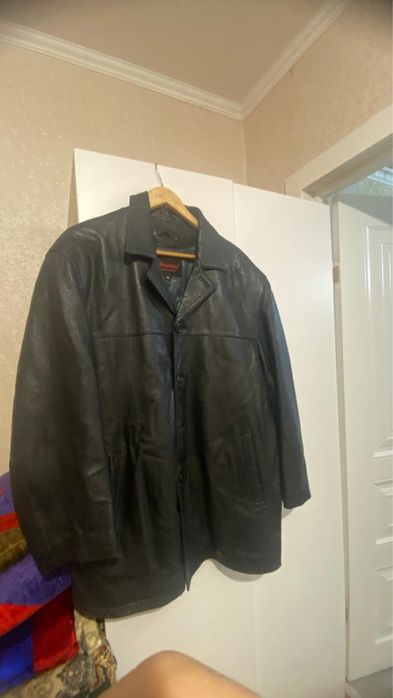 Продам турецкую кожаную  куртку