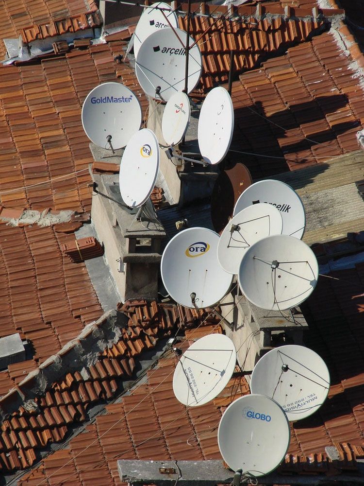 Установка кондиционеров спутник антенны камеры наблюдения