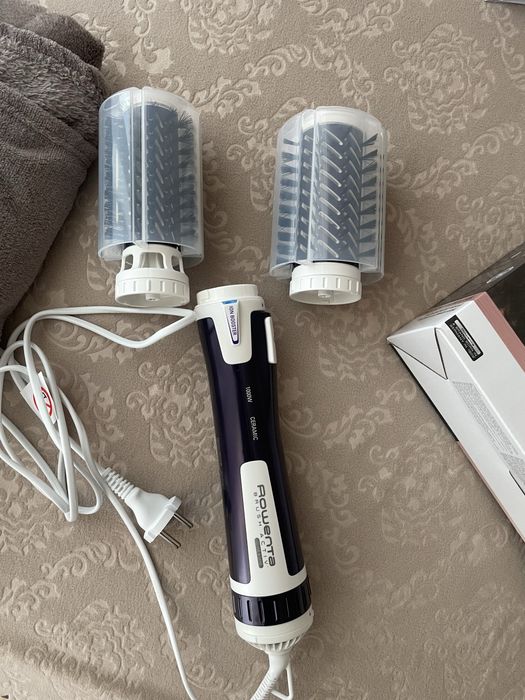 Електрическа четка за коса Rowenta