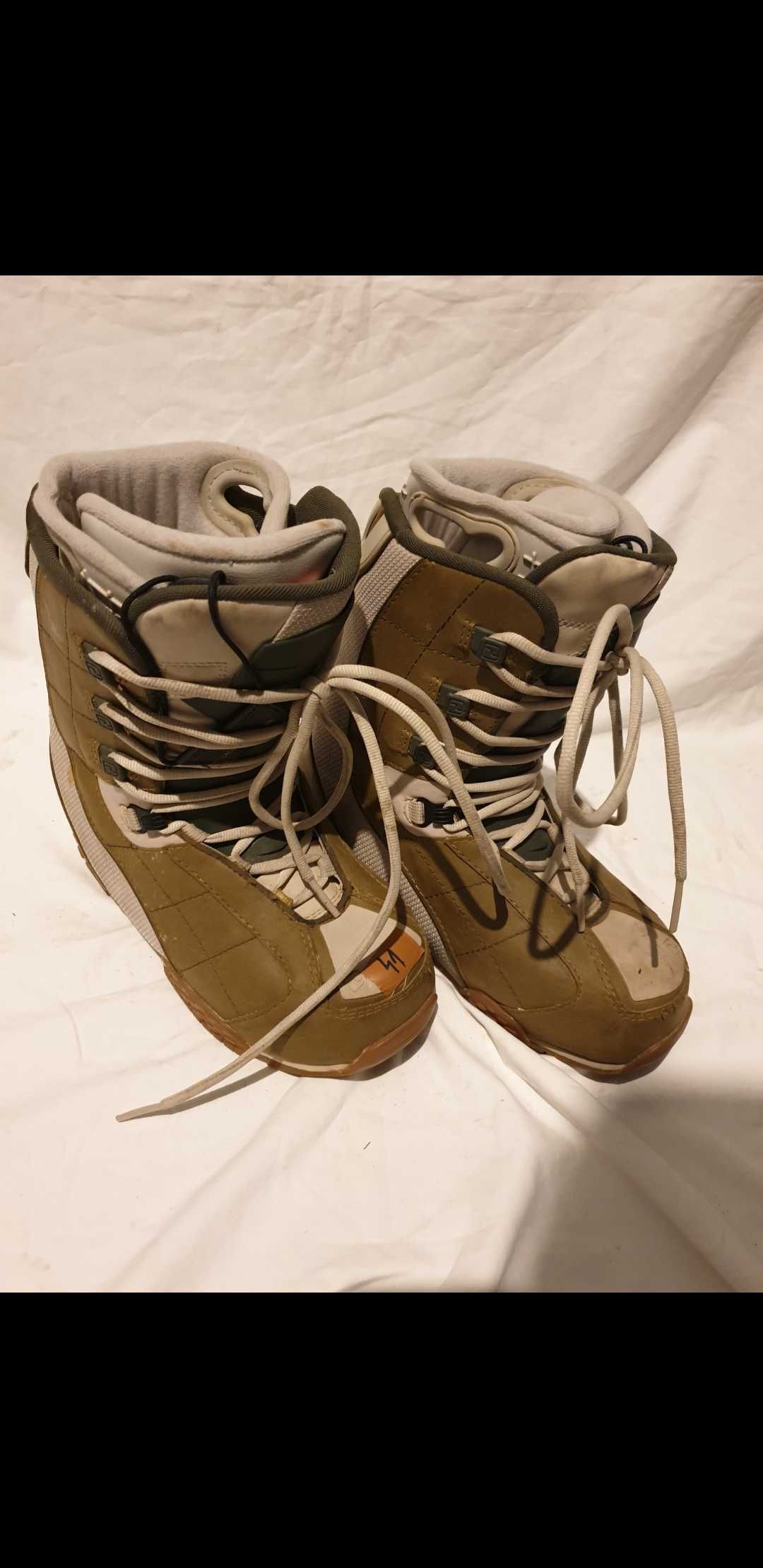 Boots snowboard 35-47