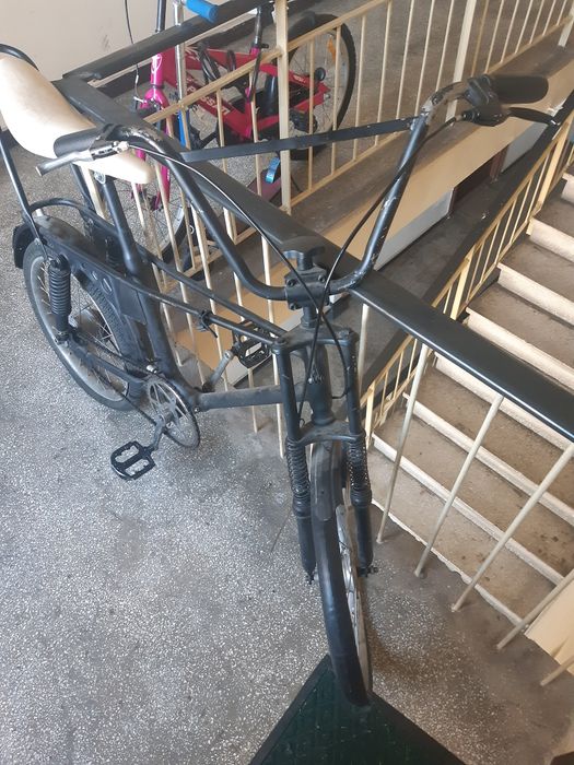 Vând bicicleta cofortabila