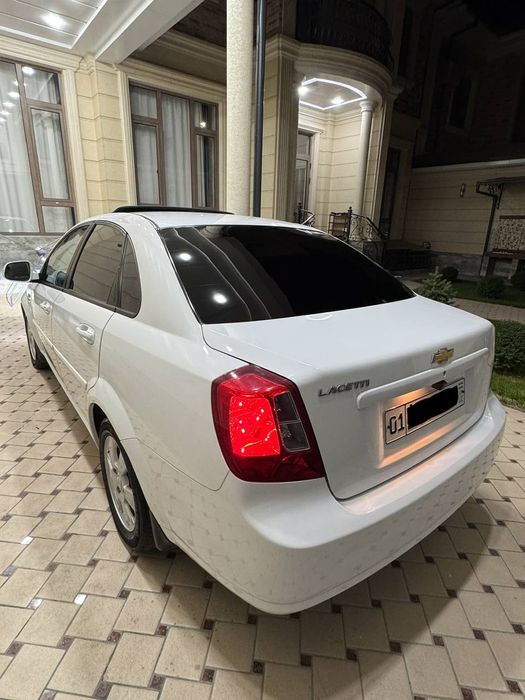 Chevrolet Jentra. Gen bor