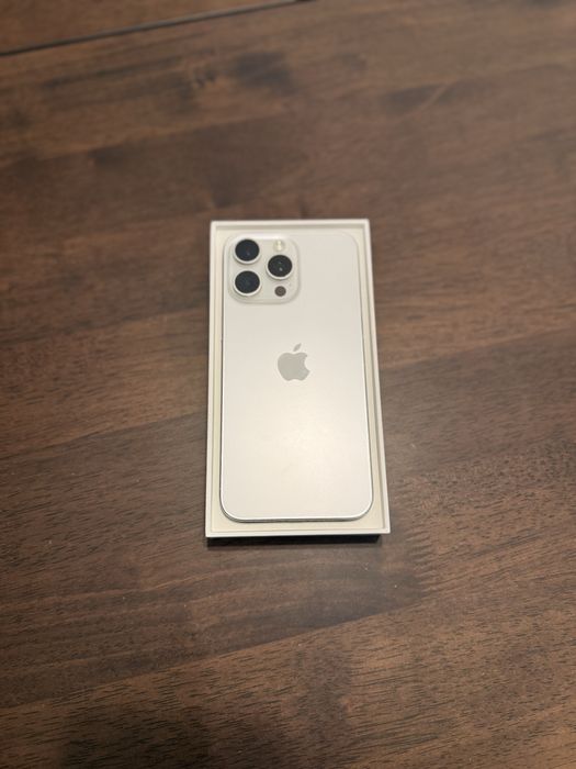 Iphone 15 Pro Max White Titanium 1 Tb Stare buna liber de retea