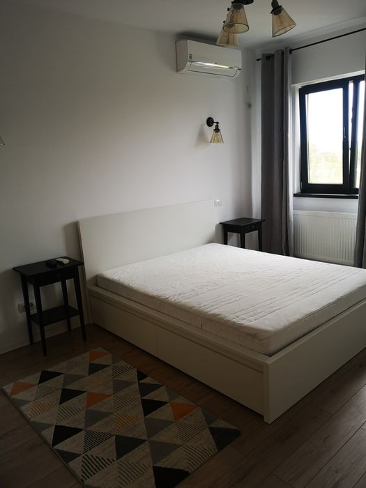 2 camere, decomandat, loc parcare, vedere Poli