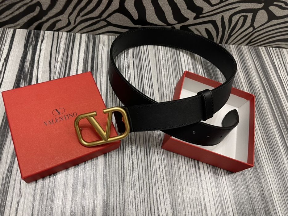 Curea Valentino-poze reale 100% piele naturală nu ecologică!Gravura in