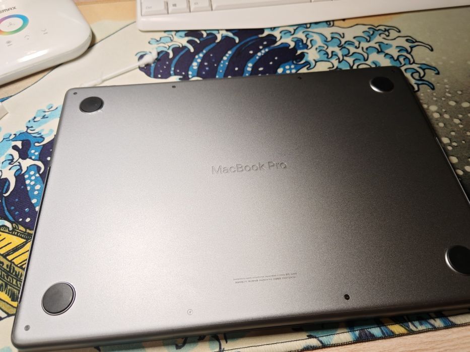 Macbook pro m3 14