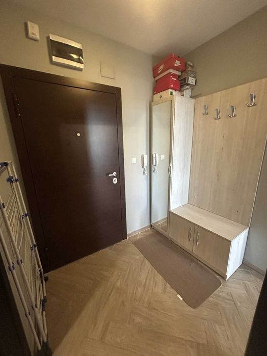 Двустаен апартамент в Смирненски