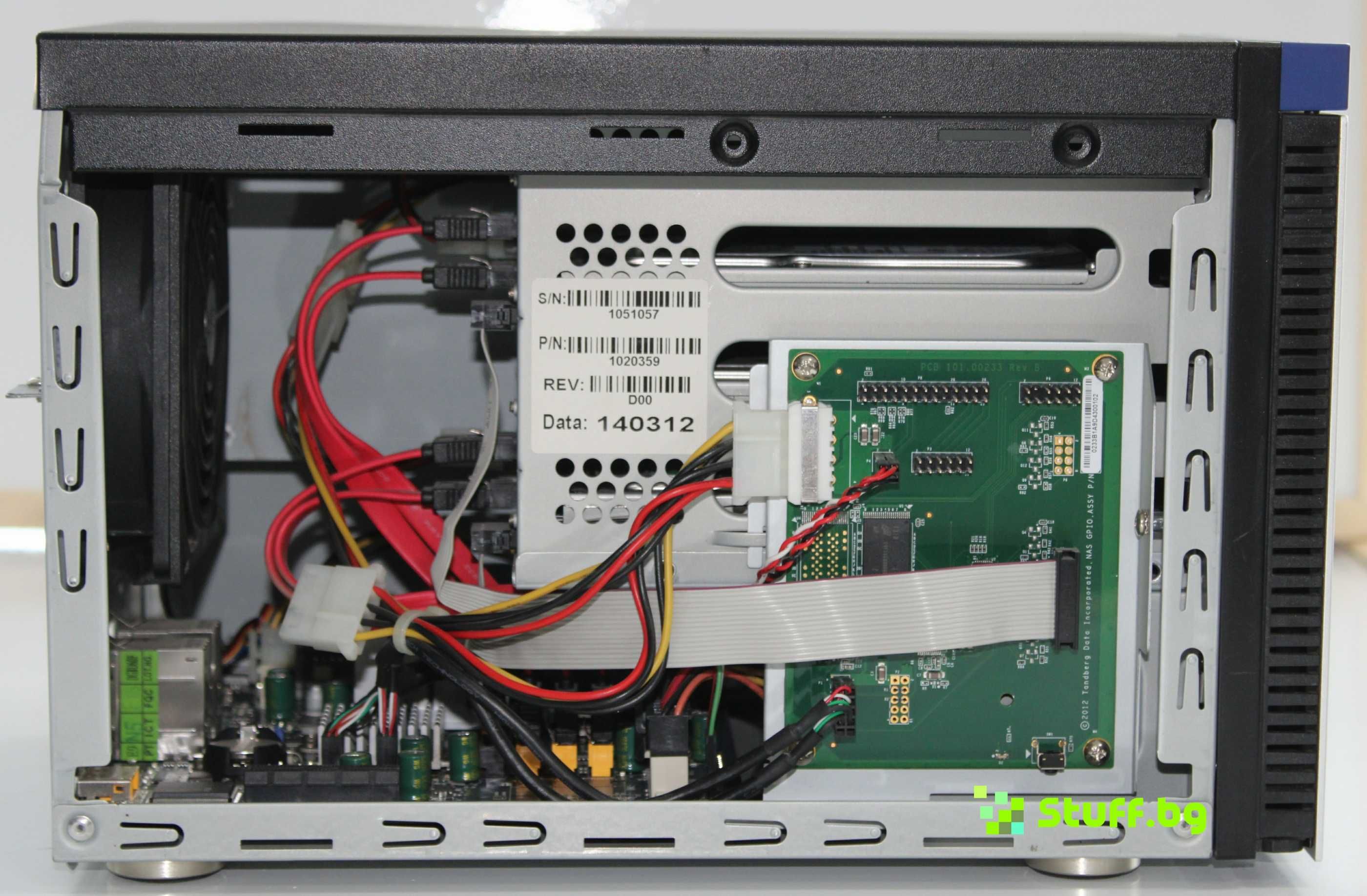 ПРОМОЦИЯ 2бр 300лв.Сторидж NAS Тandberg BizNAS 4GB RAM/128GB SSD/2xLAN