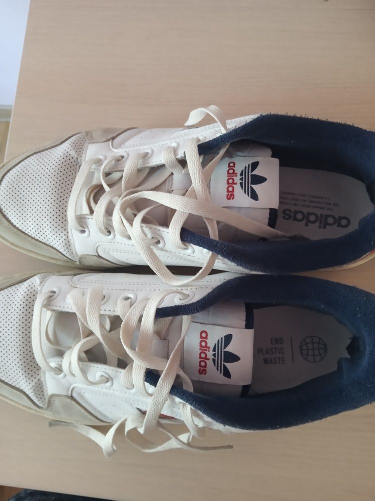 Маратонки Adidas