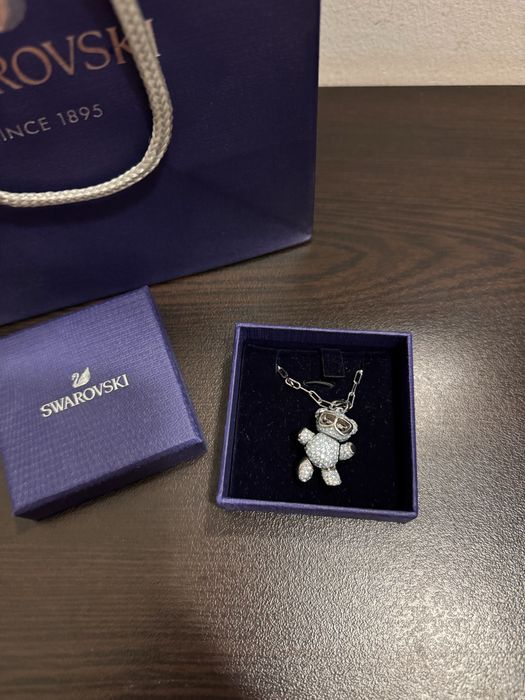 Оригинално колие Swarovski мече