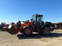Dezmembrez incarcator frontal vola Hitachi ZW180 , 2009