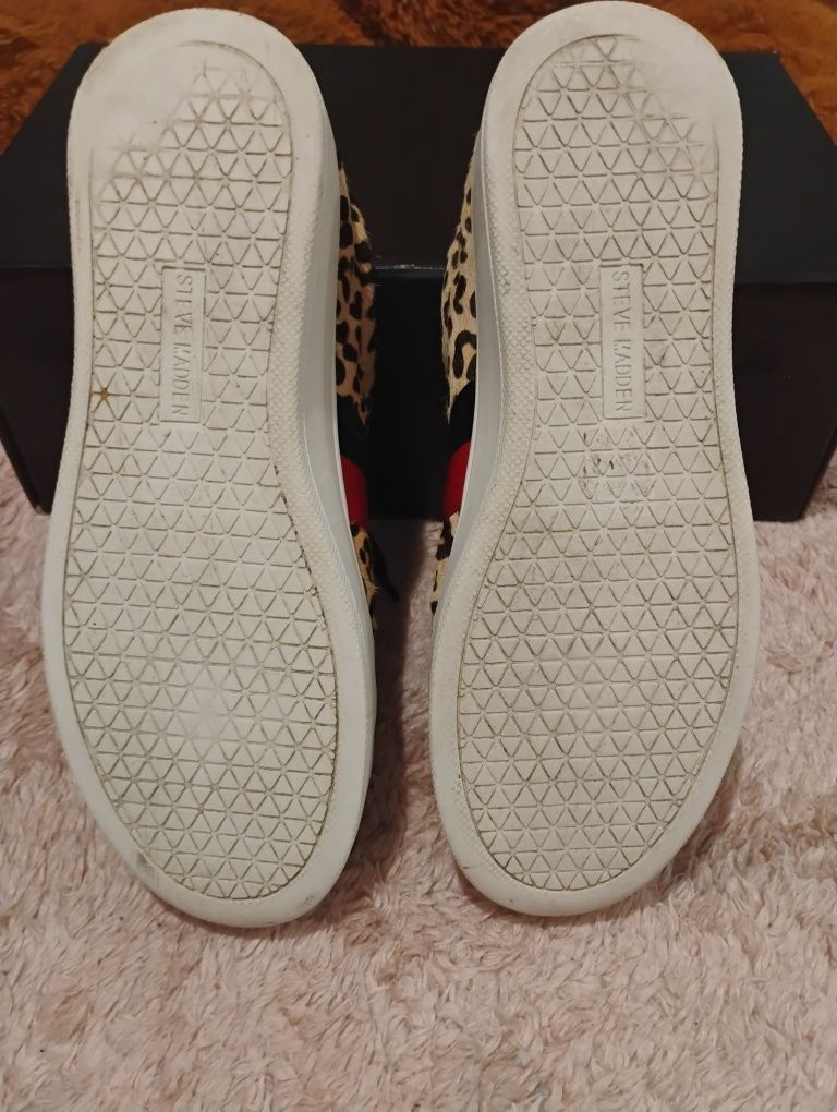 Супер маркови кецове Steve Madden