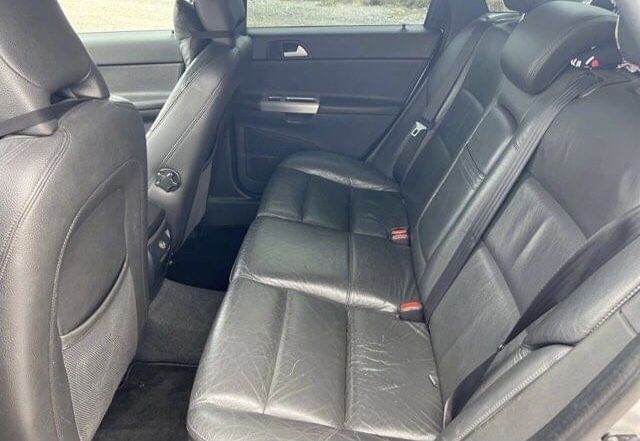 Продавам Volvo S40