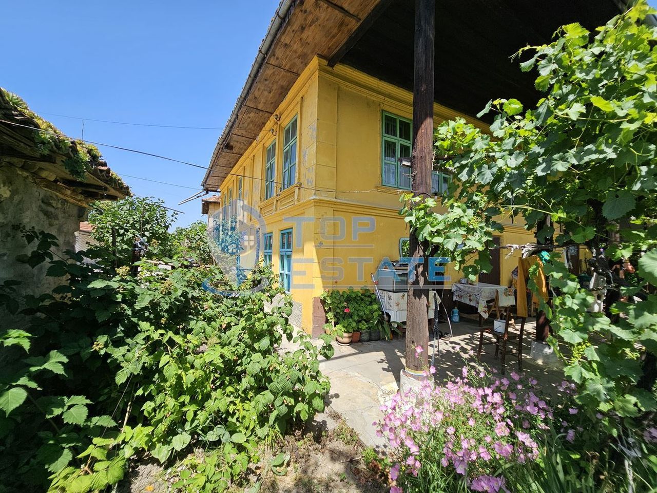 Продава се Къща в Златарица - 174 кв.м за 190 €/кв.м - Снимка #1