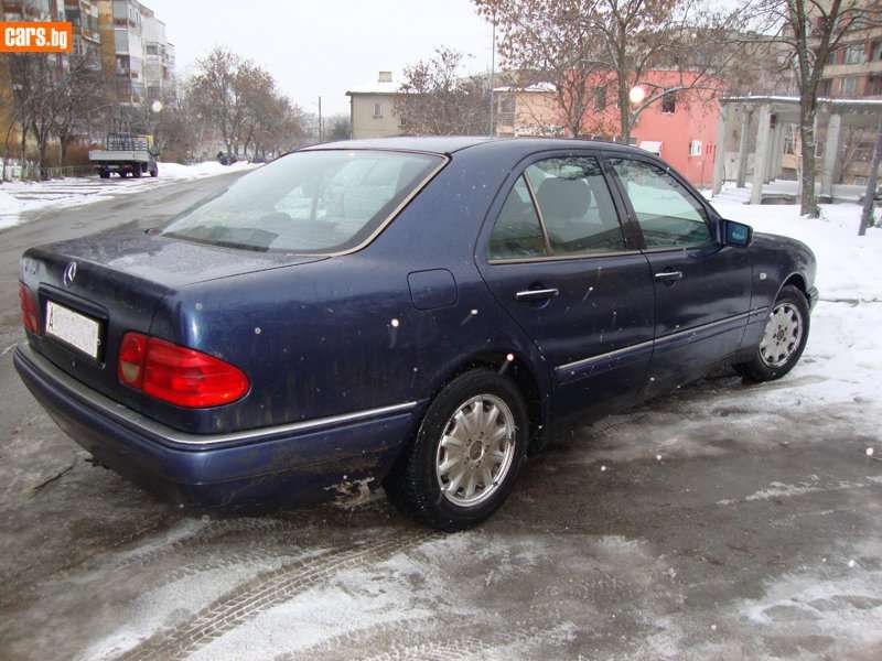 Мерцедес Mercedes Е 250 Турбодизел На 4асти