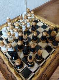 Продам шахматы ларец