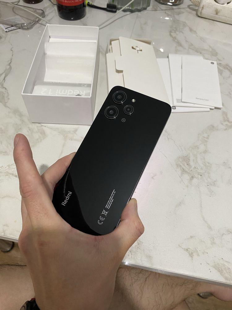 Продам Redmi 12 в отличном состоянии