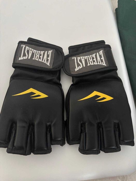 Manusi MMA Everlast