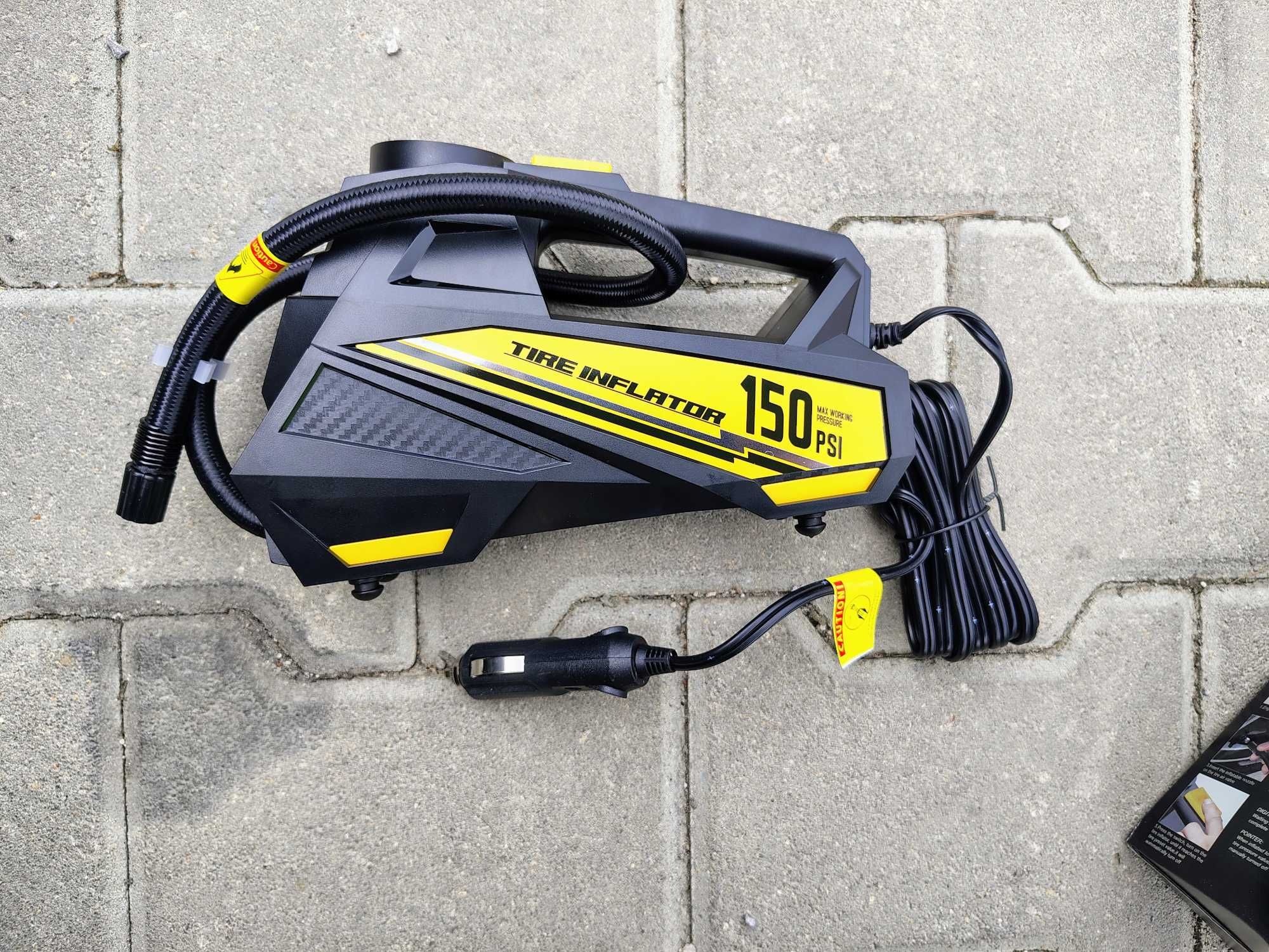 Портативен автомобилен компресор 12V