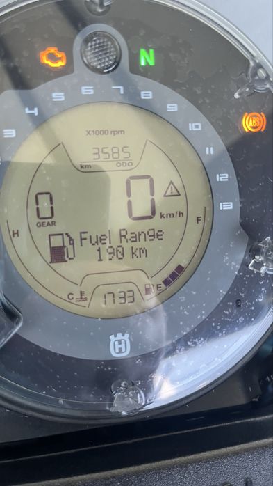 Husqvarna Vitpilen 401