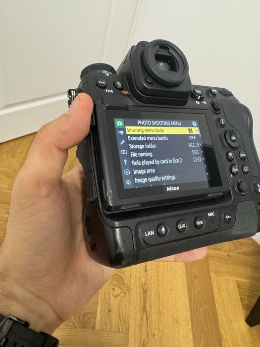 Nikon Z9 - 2 baterii, 76k cadre