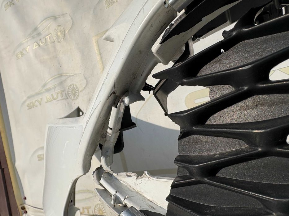 Bara fata Ford Focus 3 facelift dupa 2014 originala cod F1EB-17757-AJ