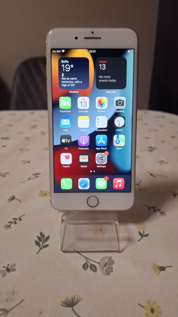 Телефон Iphone 7 plus