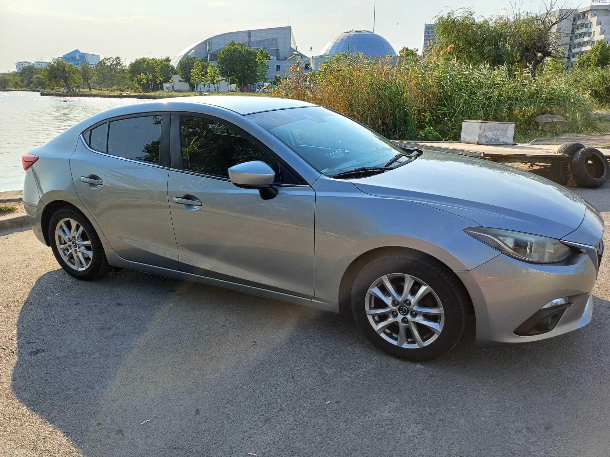 Mazda 3 - 2014,1.5 benzină