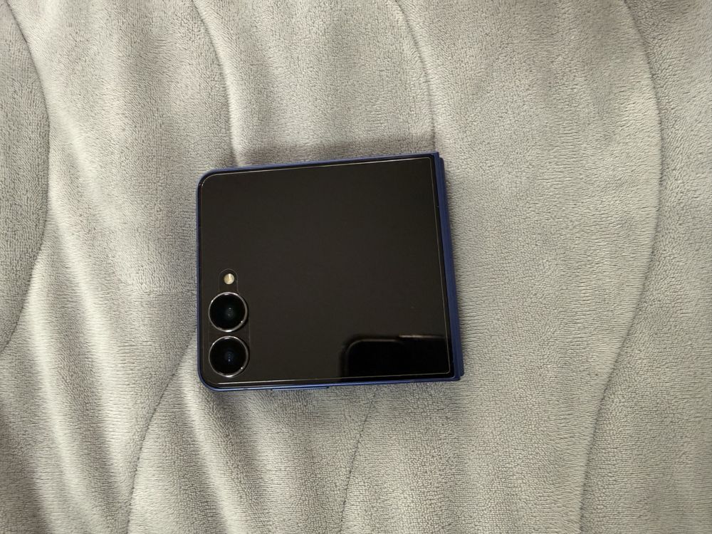 Samsung Galaxy Z Flip 7 , 512 GB
