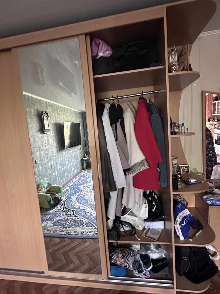 Продается шкаф купе