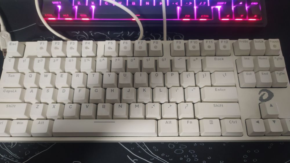 Продам Клавиатуру дареу