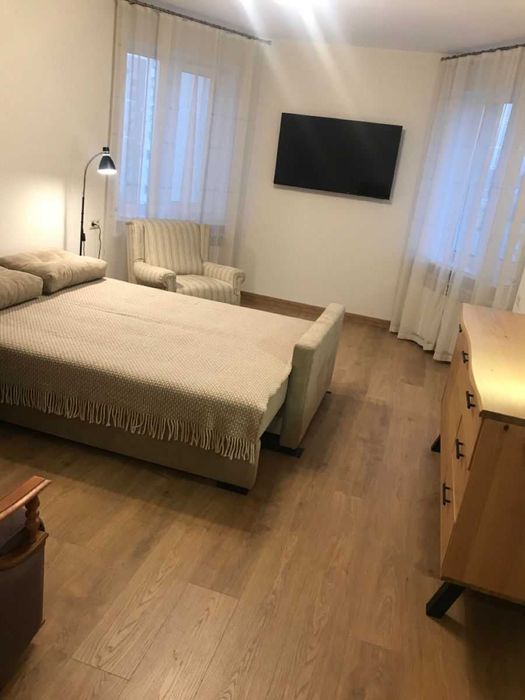 Дава се под наем Едностаен апартамент в София, Банишора - 46 кв.м за 300 € - Снимка #2