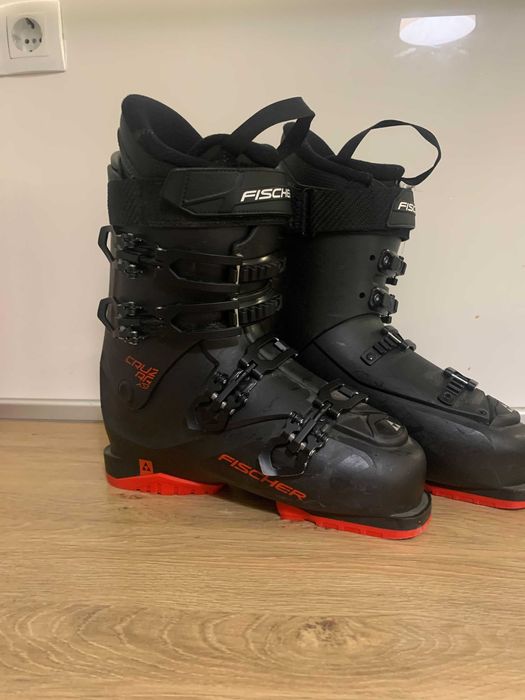 Ски и Ски Обувки