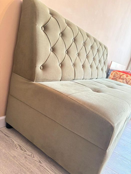 Диван для офиса и дома