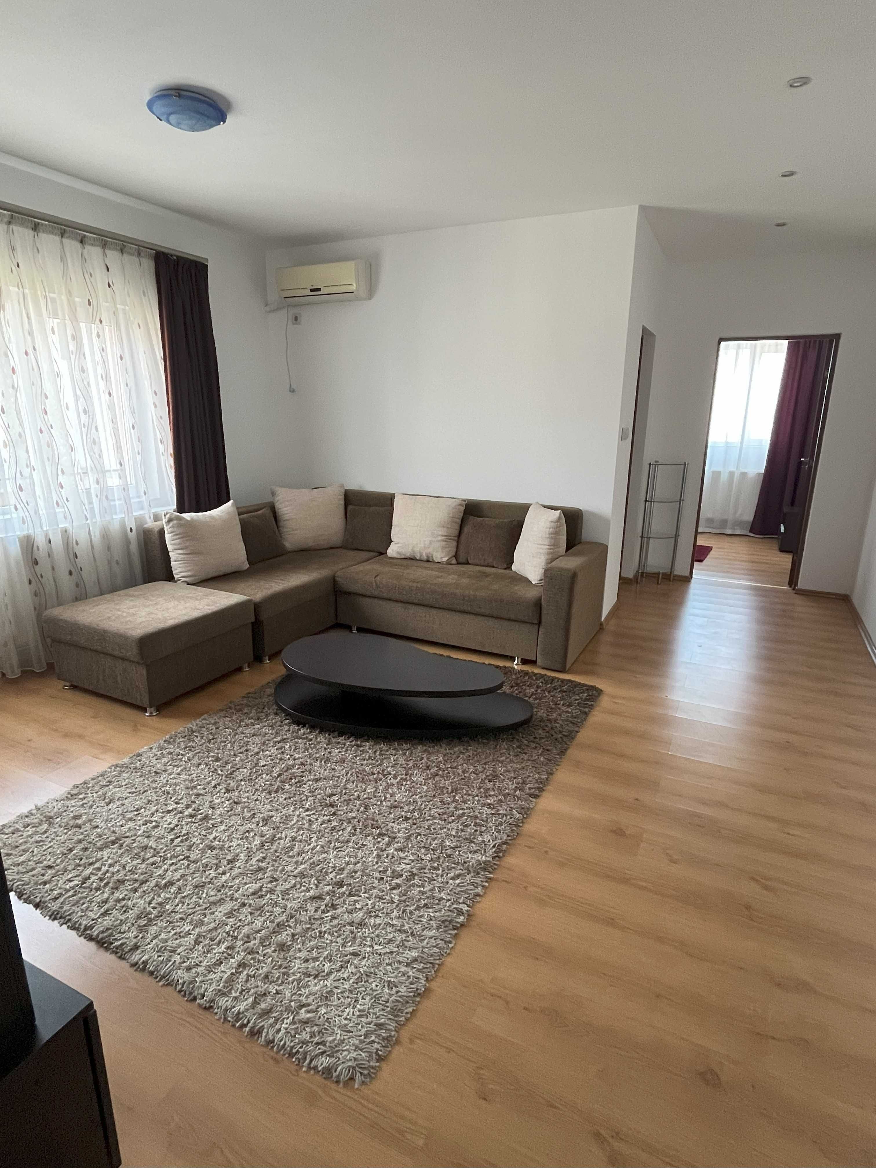 Proprietar vand apartament cu 2 camere in zona Girocului