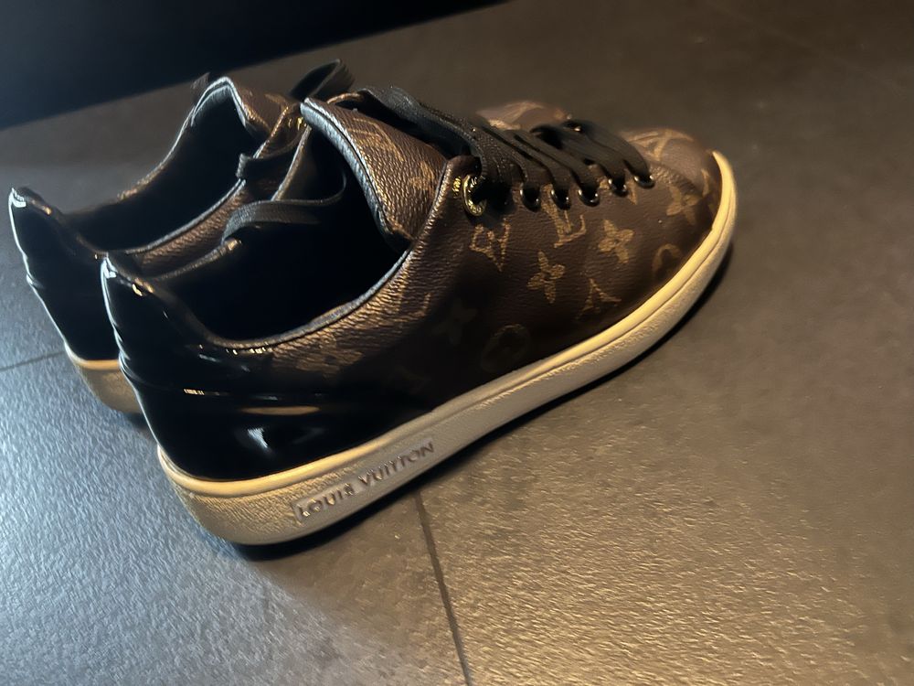 Маратонки louis vuitton