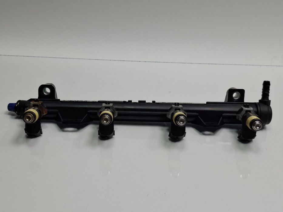 Rampa cu  injectoare SKODA FABIA 6Y2 1999 - 20081.4 16V AUA, BBY, BKY
