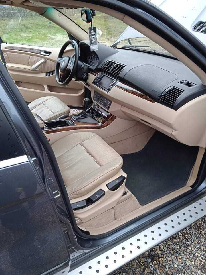 Джип BMW X5  2003г.