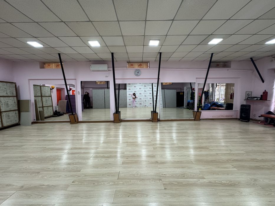 Танцевальный зал в аренду Алматы 120м2