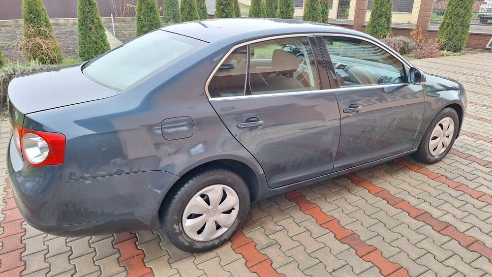 Vând VW Jetta 1,9 TDI